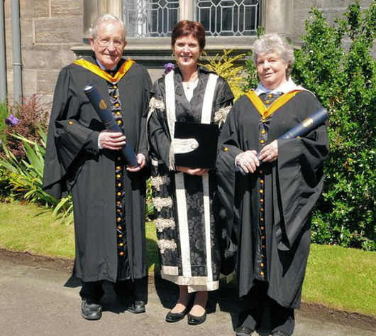 (L-R) Professor Noam Chomsky, Vice-Chancellor and Principal Louise Richardson, Dame Antonia S Byatt