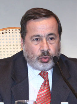 Dr Gustavo Gallón