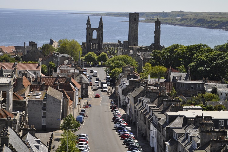 scenic-st-andrews-view-towards-cathedral