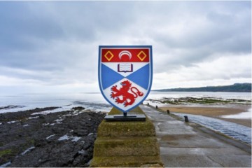 St Andrews crest