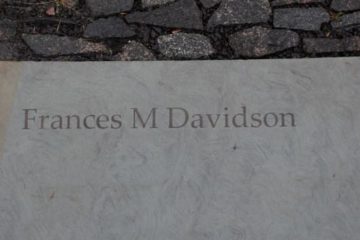 Flagstone for Frances M Davisdon