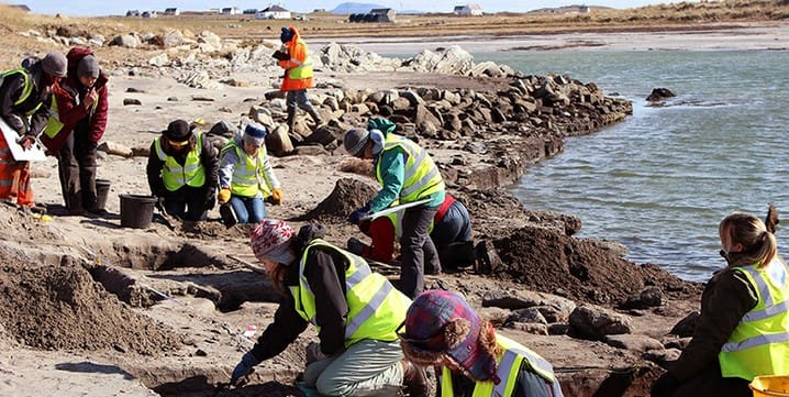 Volunteers excavate stone structure, ditches and pits at the mouth of Loch Paible