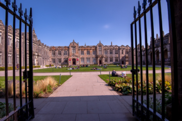 St Andrews top in UK for student experience