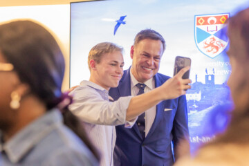 Peter Jones CBE speaking with students at the University of St Andrews Business School event in partnership with The Alfred Dunhill Links Trust