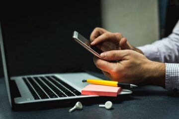 Single, childless workers fare worst at work-life balance